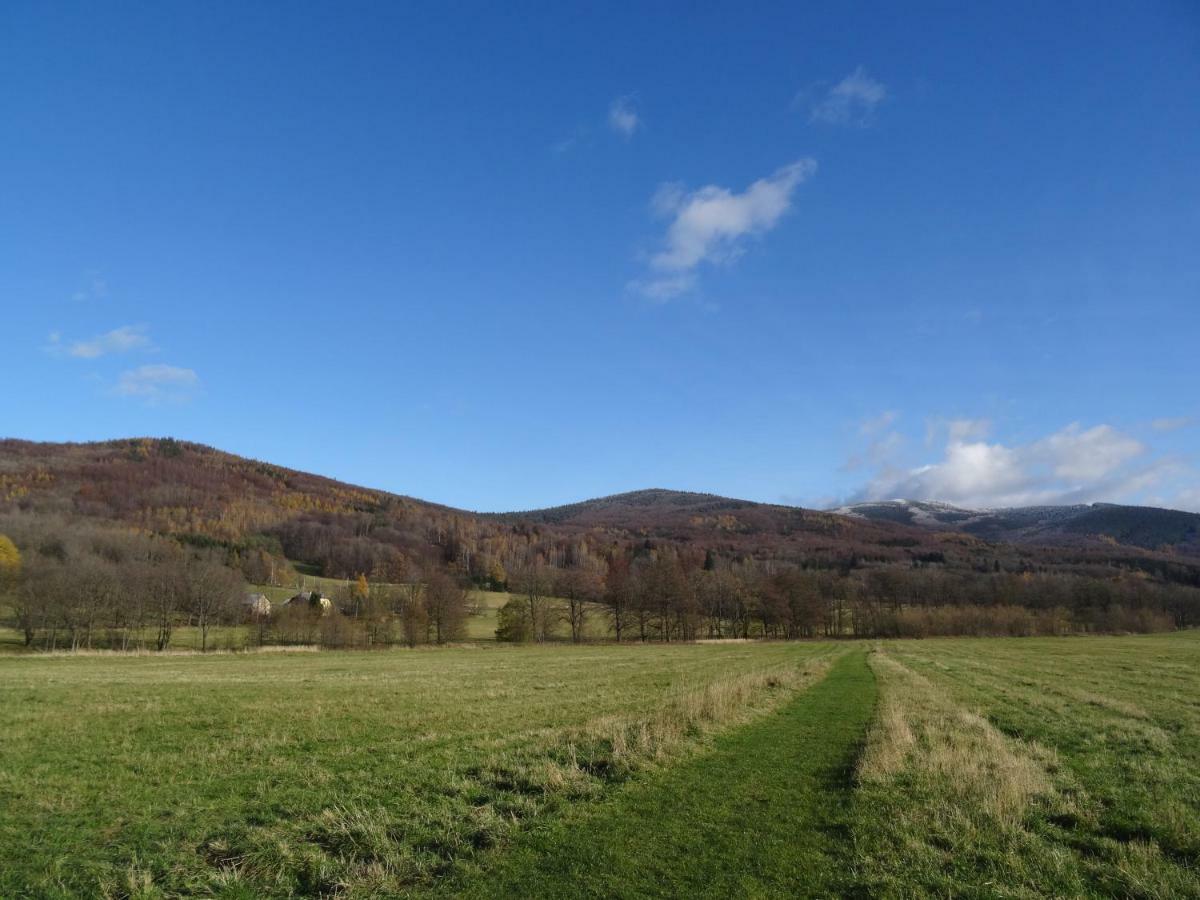 U Nás - Apartmán Zajíc Vapenna Esterno foto